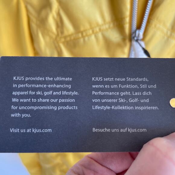 KJUS Golf Vest Womens XS Yellow Full Zip Quilted Sleeveless Jacket Athleisure - Picture 7 of 10